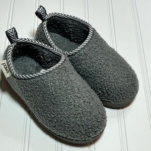 Pawz Cozy Gray Slipper Shoes kids 11/12 NWOT
